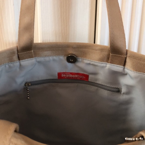 Beautiful double strap shoulder seatbelt bag - Picture 3 of 7